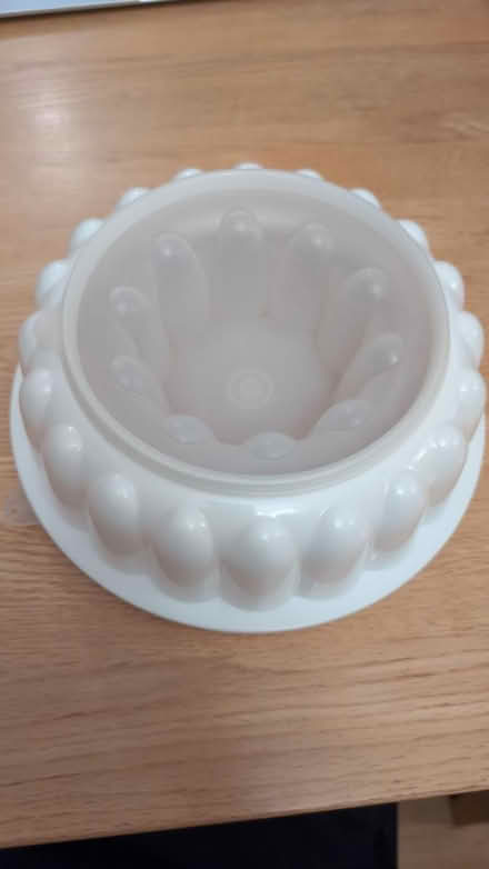 Photo of free Vintage Tupperware Jello Mold (Finchampstead, RG40) #1