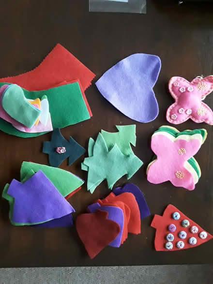 Photo of free 40 Felt shapes (Oadby) #1