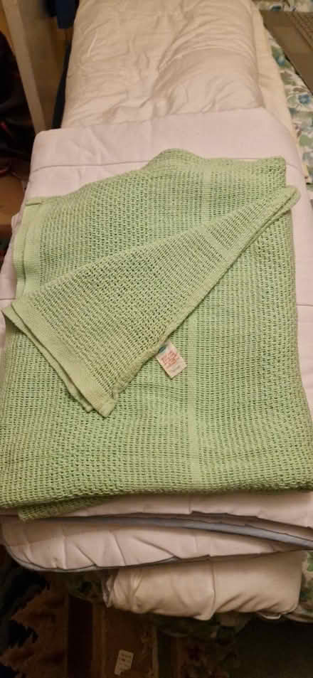 Photo of free Lightweight cotton blanket (Upper Wellsway) #1