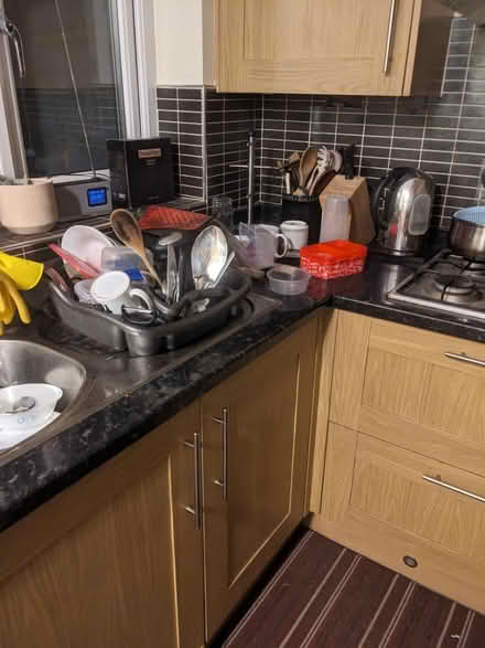 Photo of free 4 kitchen units inc worktop (Tingley, Leeds/wakey WF3) #3