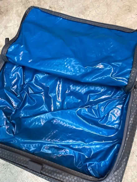 Photo of free Tiny tiny suitcase (Foothill Boulevard Cupertino) #2