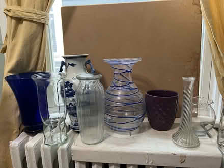 Photo of free Assorted flower vases (Caroline st Fredericksburg) #1