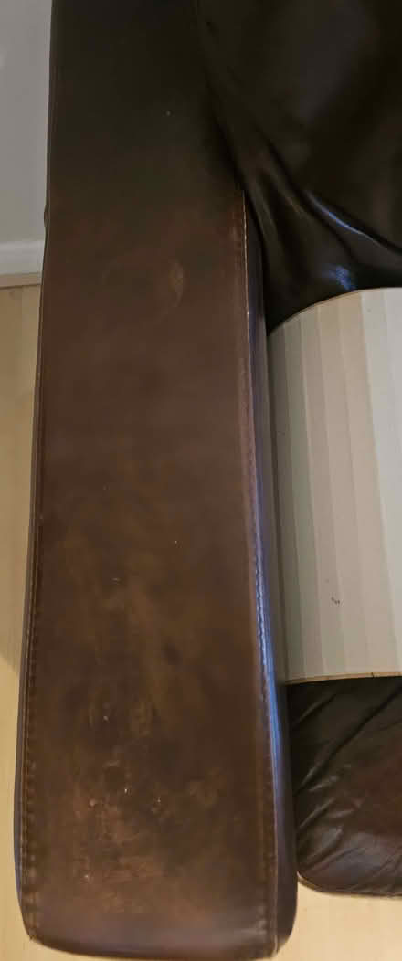 Photo of free Brown real leather sofa (Canonbury N1) #3