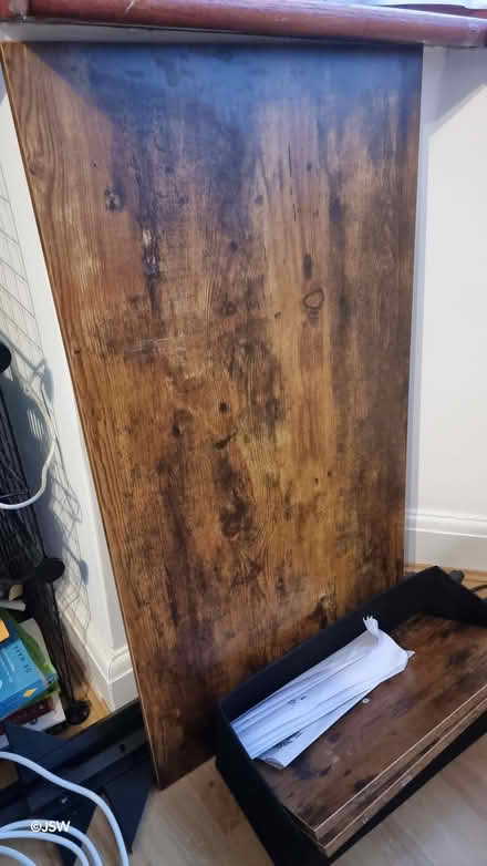 Photo of free Computer desk (Colindale NW9) #1