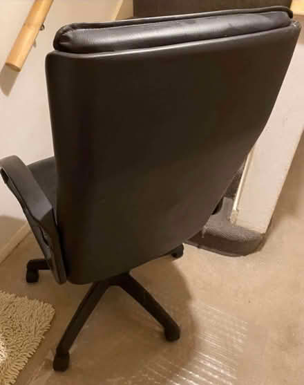 Photo of free Office Chair (E10 6DL) #2