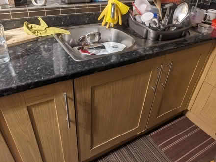 Photo of free 4 kitchen units inc worktop (Tingley, Leeds/wakey WF3) #2