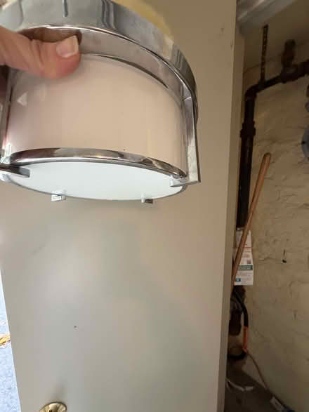 Photo of free Light fixture (Yonkers/Cedar Knolls) #1