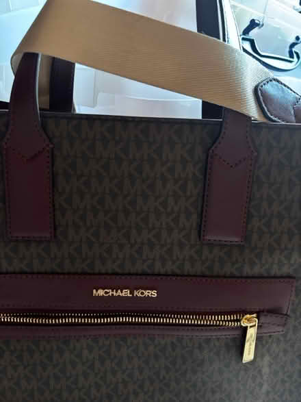 Photo of free Micheal Kors bag (Rego Park) #2