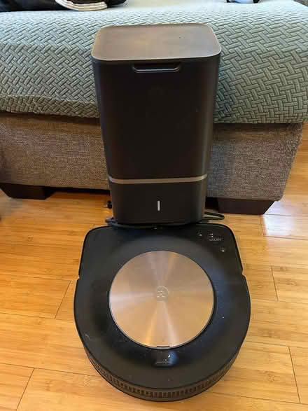 Photo of free Roomba S9+ with broken Dock (Belmont) #1