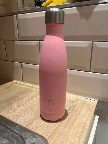 Photo of free Pink Chilli water bottle (Holland Park W11) #1