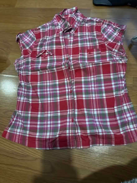 Photo of free Good condition (Green lanes N4) #1