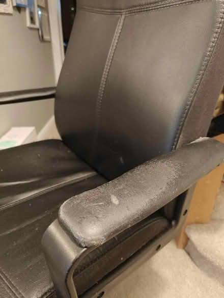 Photo of free Office swivel chair with adjustable height (Hill Head PO14) #2