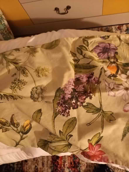 Photo of free Super King bedding (Upper Avenue Eastbourne.) #1