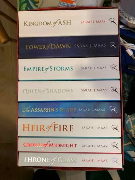Photo of free Throne of glass box set of books (TW12 (Hampton)) #2