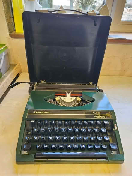 Photo of free Portable Typewriter (Guilsborough) #1