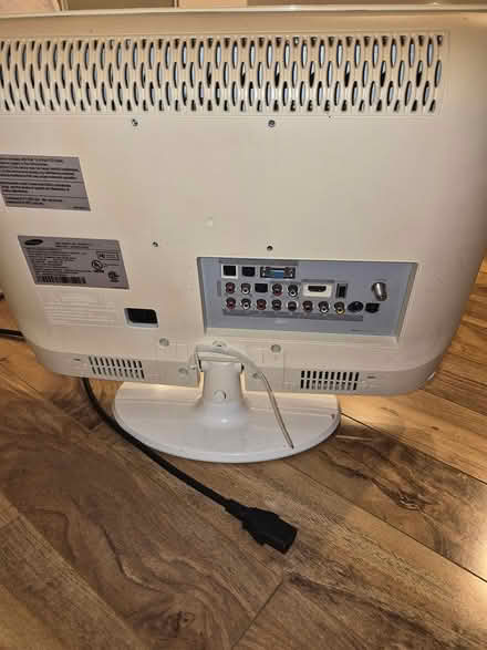 Photo of free Monitor (Mississauga Hurontario/Burnham) #1