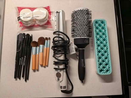 Photo of free Various personal care items (Tanasbourne) #1