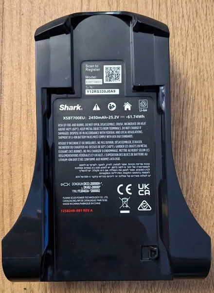 Photo of free Shark Vacuum Battery Model XSBT700EU (PL4) #2