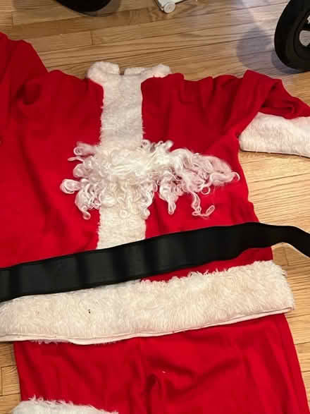 Photo of free Santa Claus outfit (no hat) (Rock creek hills) #1