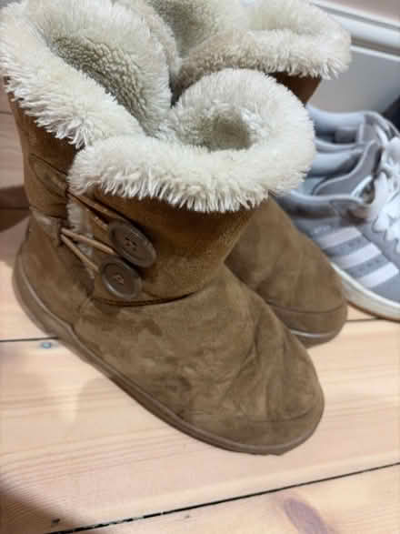 Photo of free Five pair of size 6 shoes (BN41) #2