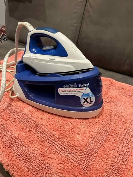 Photo of free Tefal steam iron (Morden SM4 6NG) #1
