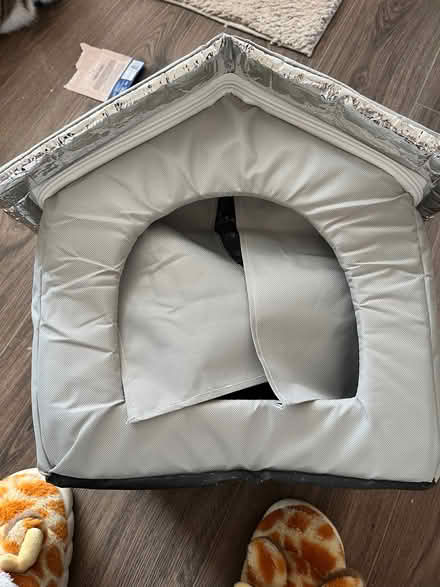 Photo of free Cat house (Hailsham BN27) #2