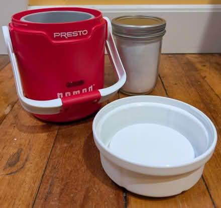 Photo of free Presto Nomad Food Warmer (KeyportNJ) #3