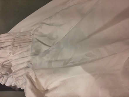 Photo of free White patterned curtains (E14 9FE) #2