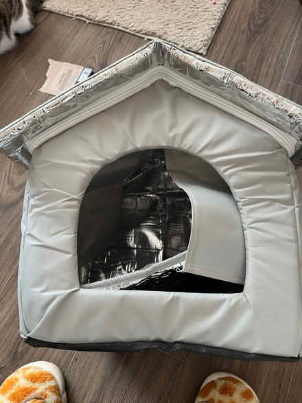 Photo of free Cat house (Hailsham BN27) #3