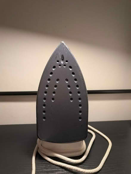 Photo of free Phillips iron (SE23) #2