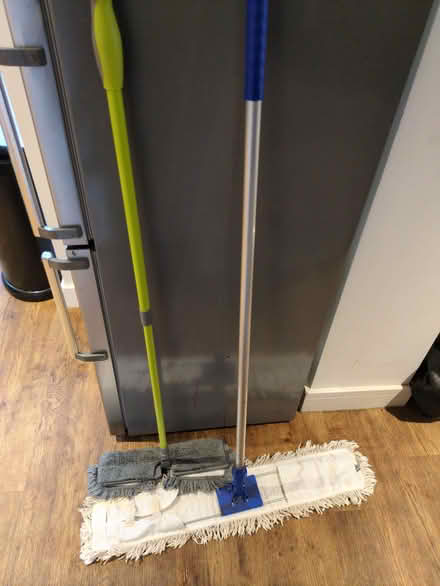 Photo of free 2 floor mops (Cowley OX4) #1