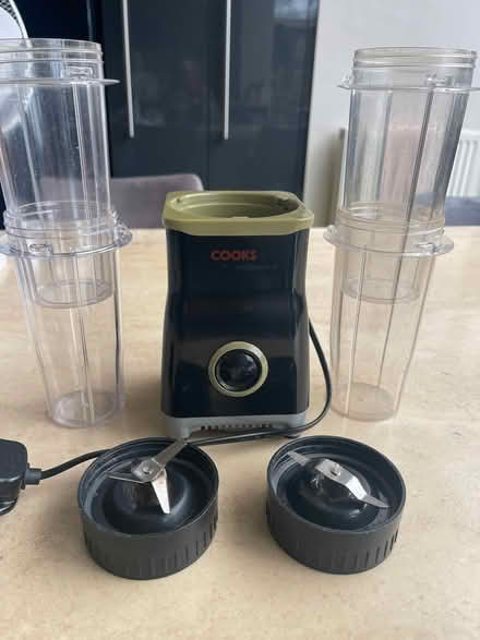 Photo of free Cooks professional small blender (Heswall CH60) #1
