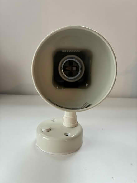 Photo of free Spotlight for wall or ceiling mounting (Marlow SL7) #3