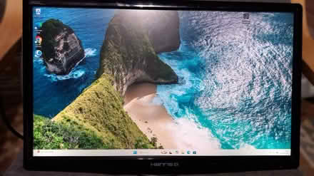 Photo of free 21.5" monitor (Heybridge CM9) #1