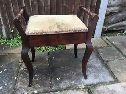 Photo of free Piano stool (Shoreham-by-Sea BN43) #1