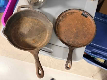 Photo of free Cast iron pans - has some rust (Huntingdon Valley) #1