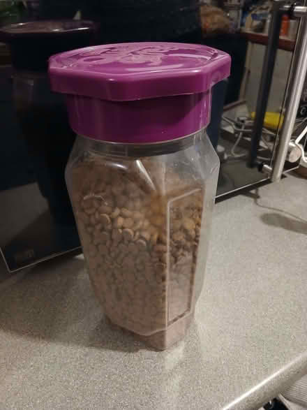 Photo of Large sweet chocolate jar (Gillingham ME7) #1