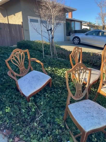 Photo of free Beautiful dining table & 7 chairs (Carmel valley Redwood City) #3