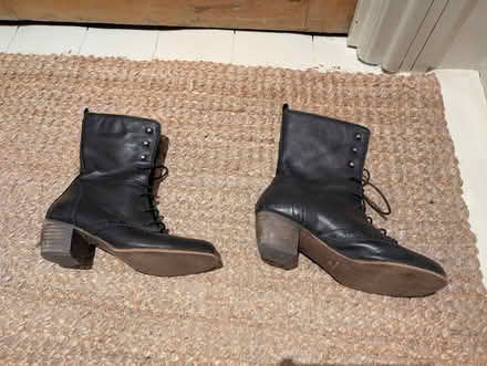Photo of free Womens Boots (Brixton SW2) #1