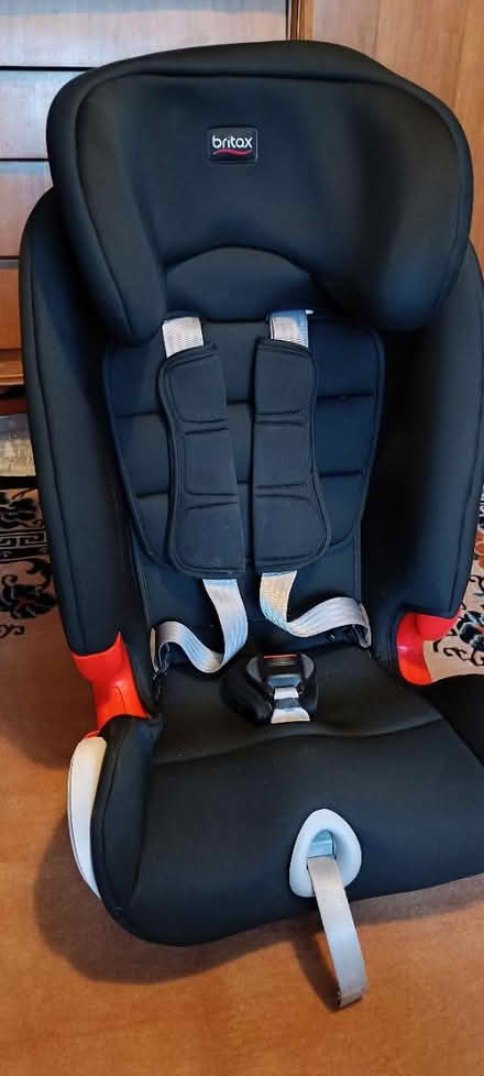 Photo of free Britax Car Child Seat (Winnersh RG41) #1