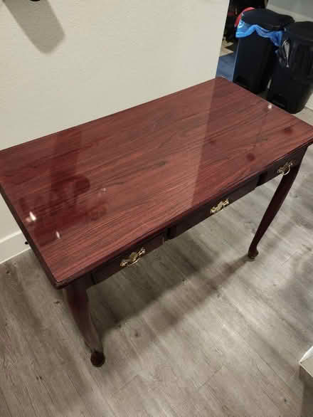 Photo of free Desk that needs repairs (76102) #4