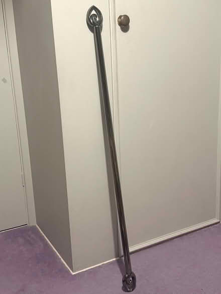 Photo of free Extendable curtain pole (Ottershaw. Chertsey) #3