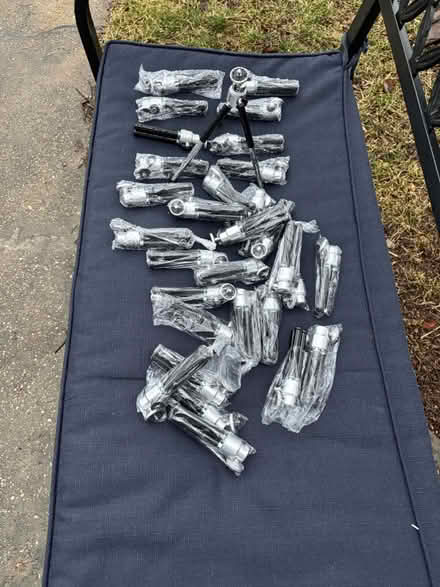 Photo of free Mini tripod (141 Fairfield Dr) #2