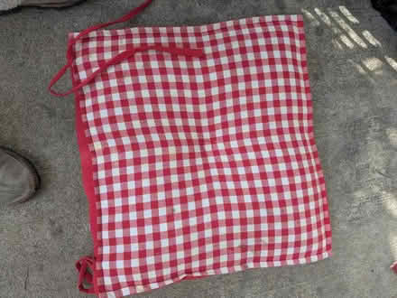 Photo of free Kitchen Stuff:Towels, Mats, Cushion (Robbinsville) #1