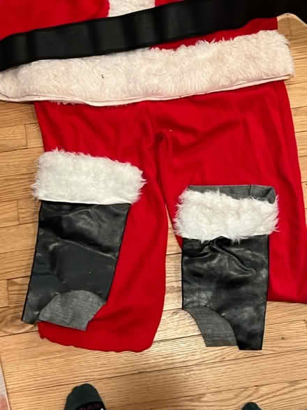 Photo of free Santa Claus outfit (no hat) (Rock creek hills) #2