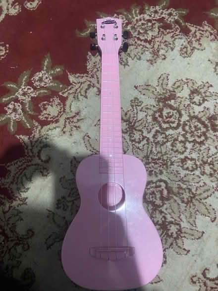 Photo of free Rockstar Ukulele Junior Pink 50cm (AB21) #1