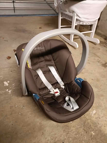 Photo of free Baby Car Seat (Letchworth (South)) #1