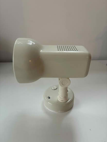 Photo of free Spotlight for wall or ceiling mounting (Marlow SL7) #2