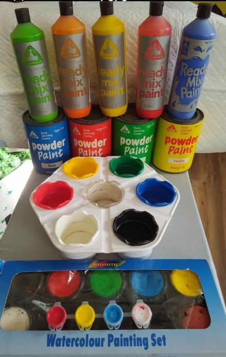 Photo of free ELC Paint, Powder and Tray (Sidcup DA14) #1