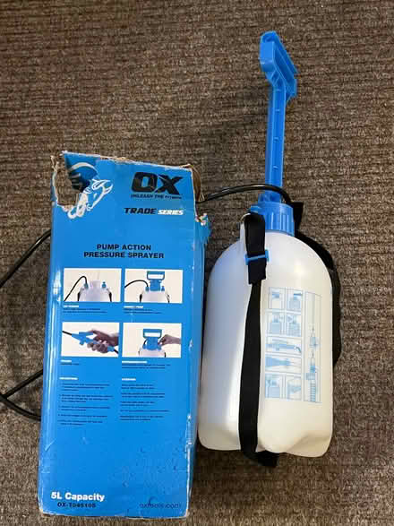 Photo of free large pump action spray bottle (Turnford EN8) #2